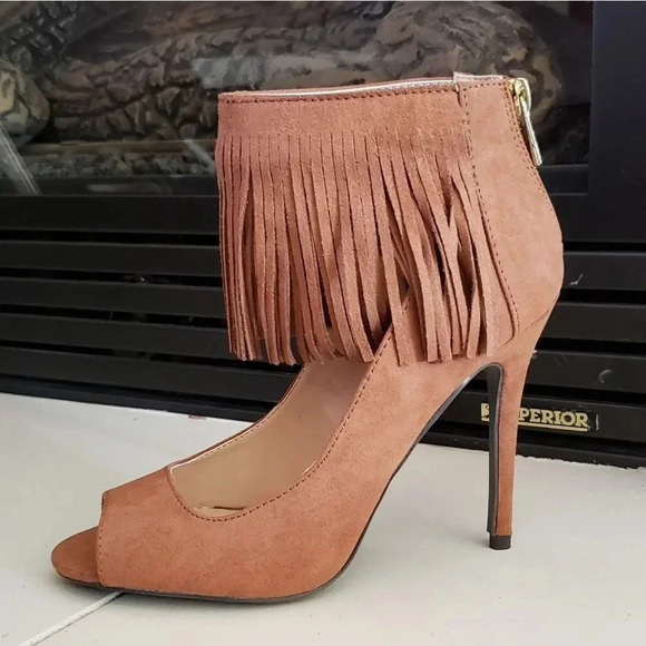 Qupid Camel Tassle High Heels - Picture 2 of 3